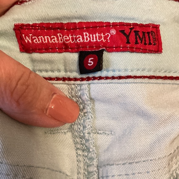 Jeans - Picture 3 of 4